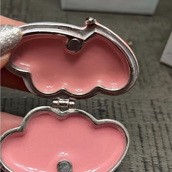 Monet Collectible Ceramic Pink & Blue Heart Candy Valentines Day Trinket Box - Picture 3 of 4
